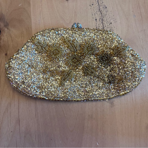 JEM Vintage Elegant Gold Seed Beads Sequins Floral Clutch - Picture 1 of 5